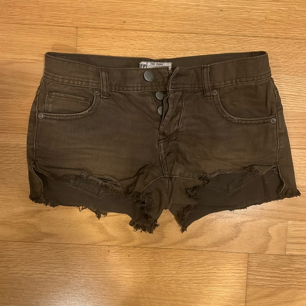 Free People jean shorts size 25